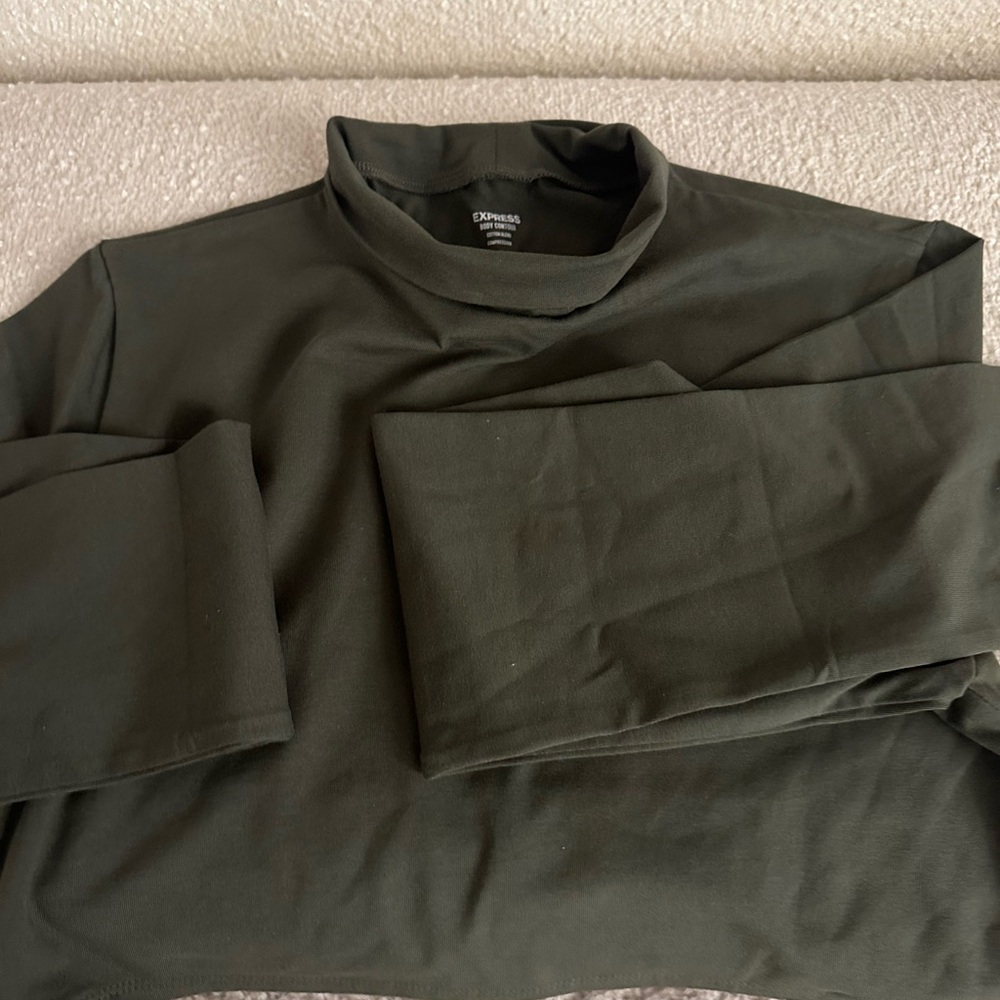 Express Women's Olive Crop Top